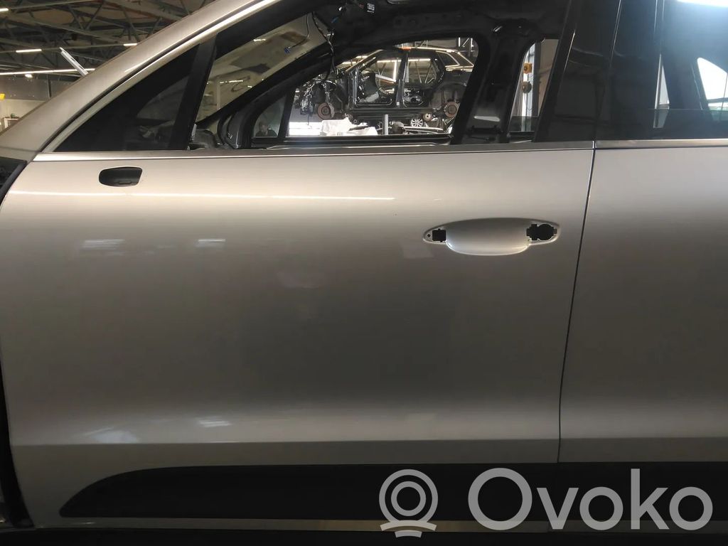 Porsche Macan (95B) Puerta delantera 