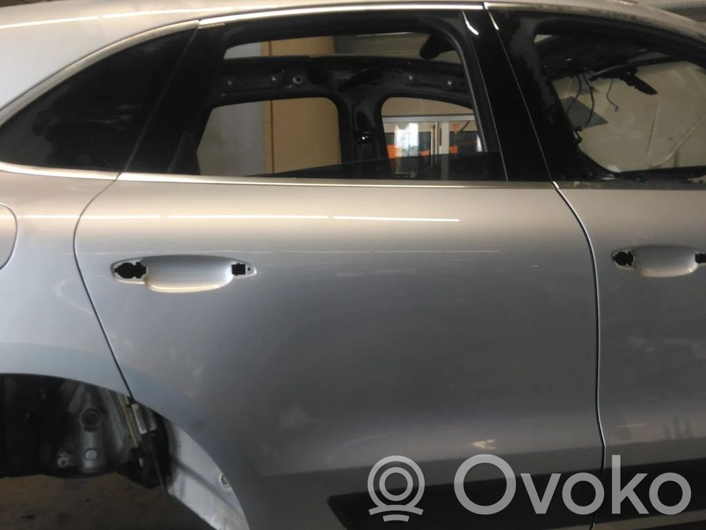 Porsche Macan (95B) Puerta trasera 