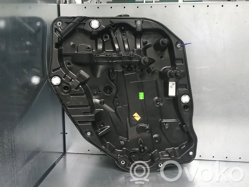 BMW X5 G05 Meccanismo di sollevamento del finestrino posteriore senza motorino 