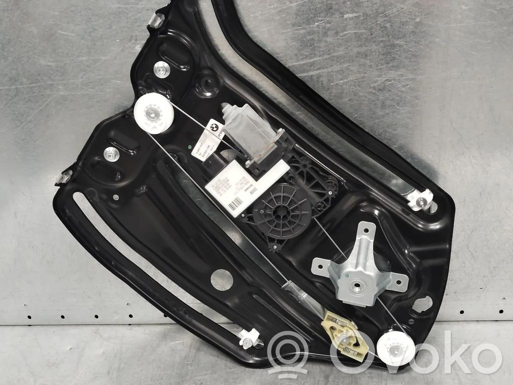 BMW 4 G22 G23 G24 G26 Mechanizm podnoszenia szyby tylnej bez silnika