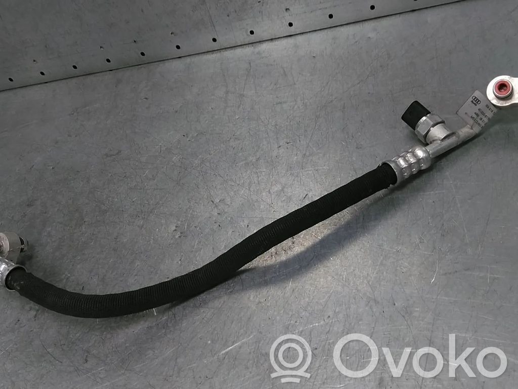 Ilmastointilaitteen putki (A/C)   80A816721CA,80A816721CC