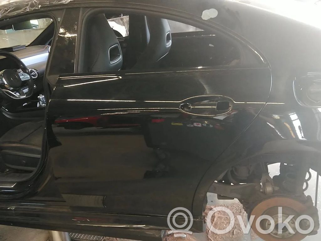 Mercedes-Benz CLA C118 X118 Puerta trasera