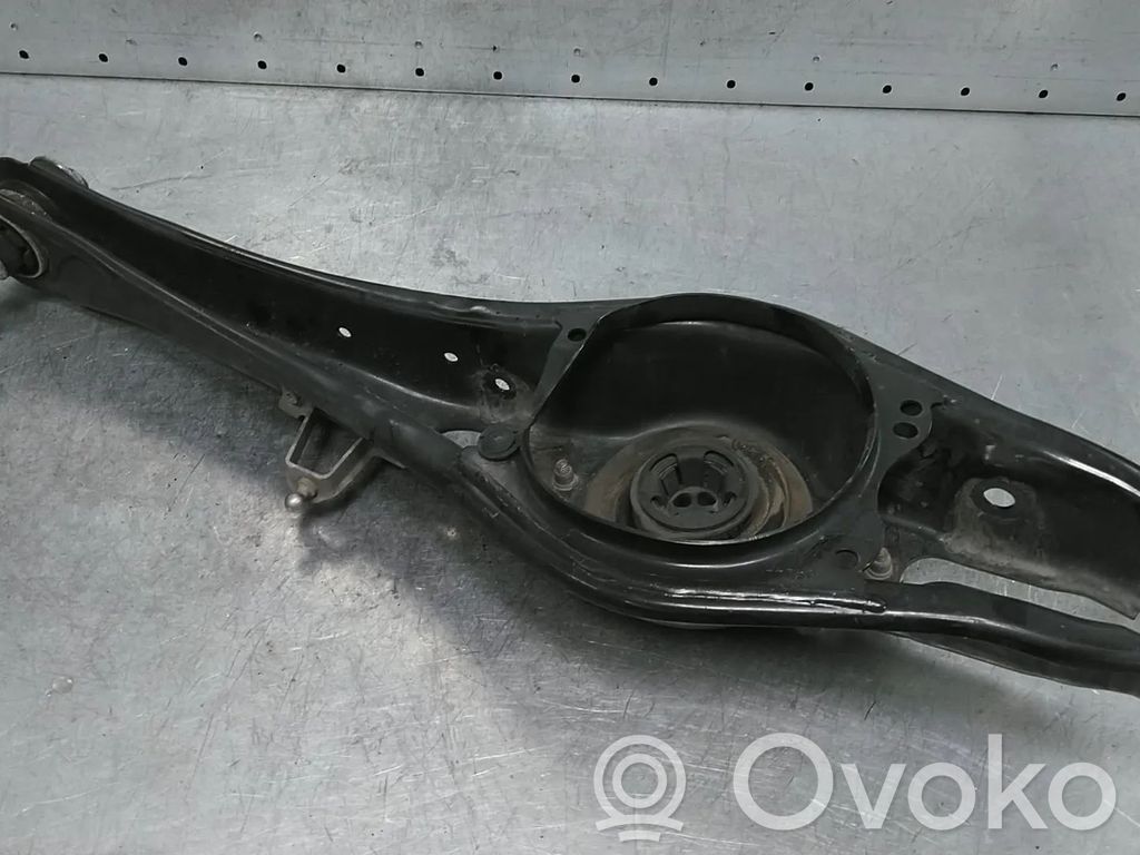 Audi A3 8Y Fuso a snodo con mozzo ruota posteriore 