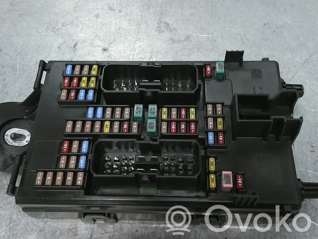 Volvo S90, V90 Modulo fusibile 