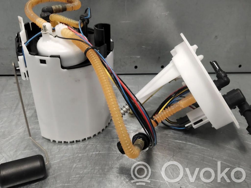 Volvo S90, V90 Bomba interna de combustible 
