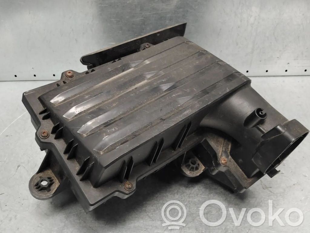 Volkswagen Polo VI Scatola del filtro dell’aria 