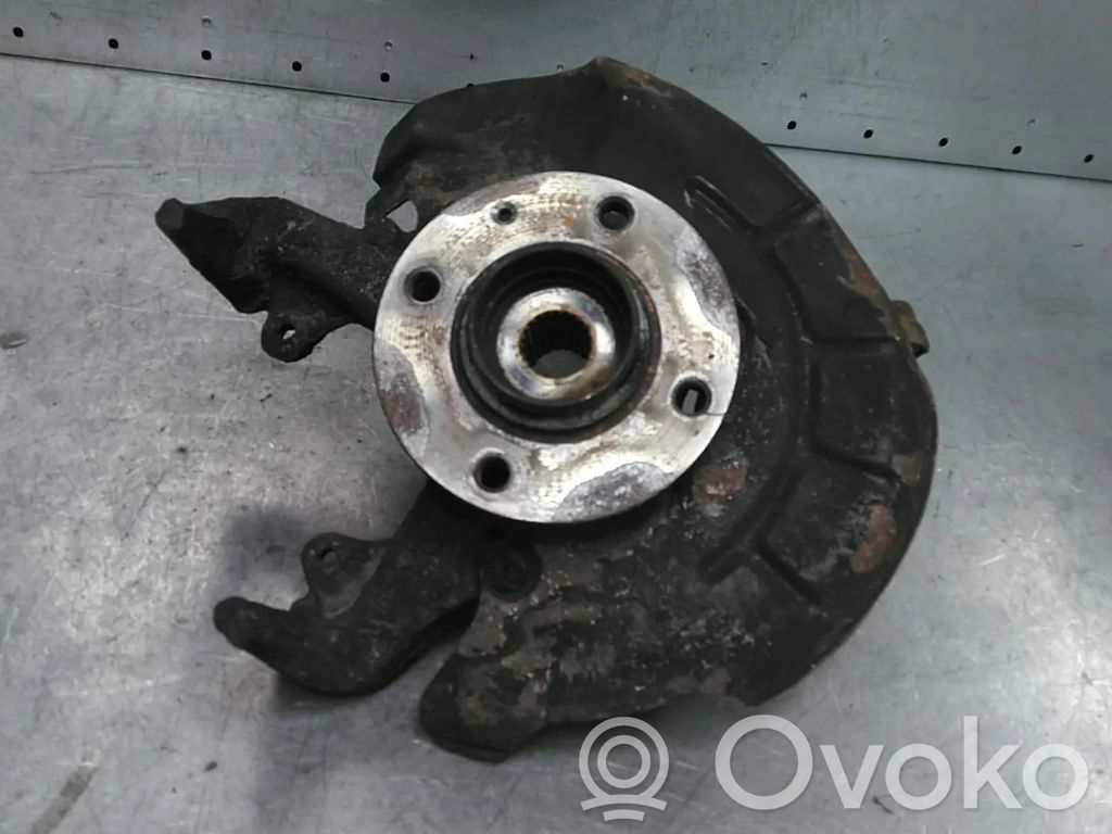 Volkswagen Up Achsschenkel vorne 