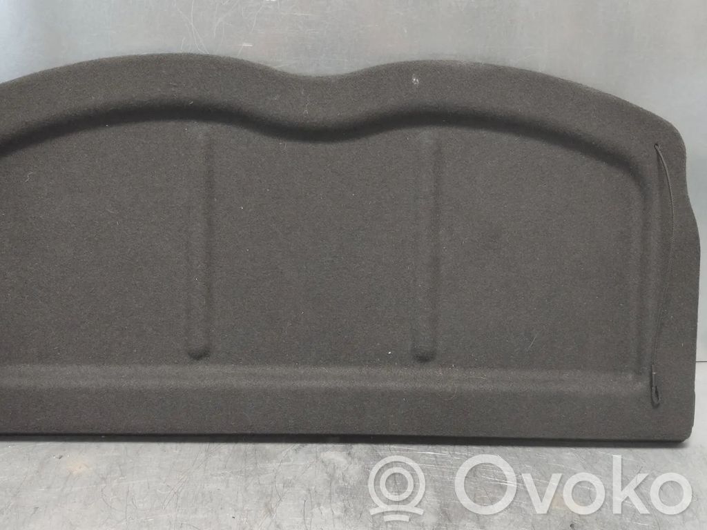KIA Rio Hutablage 