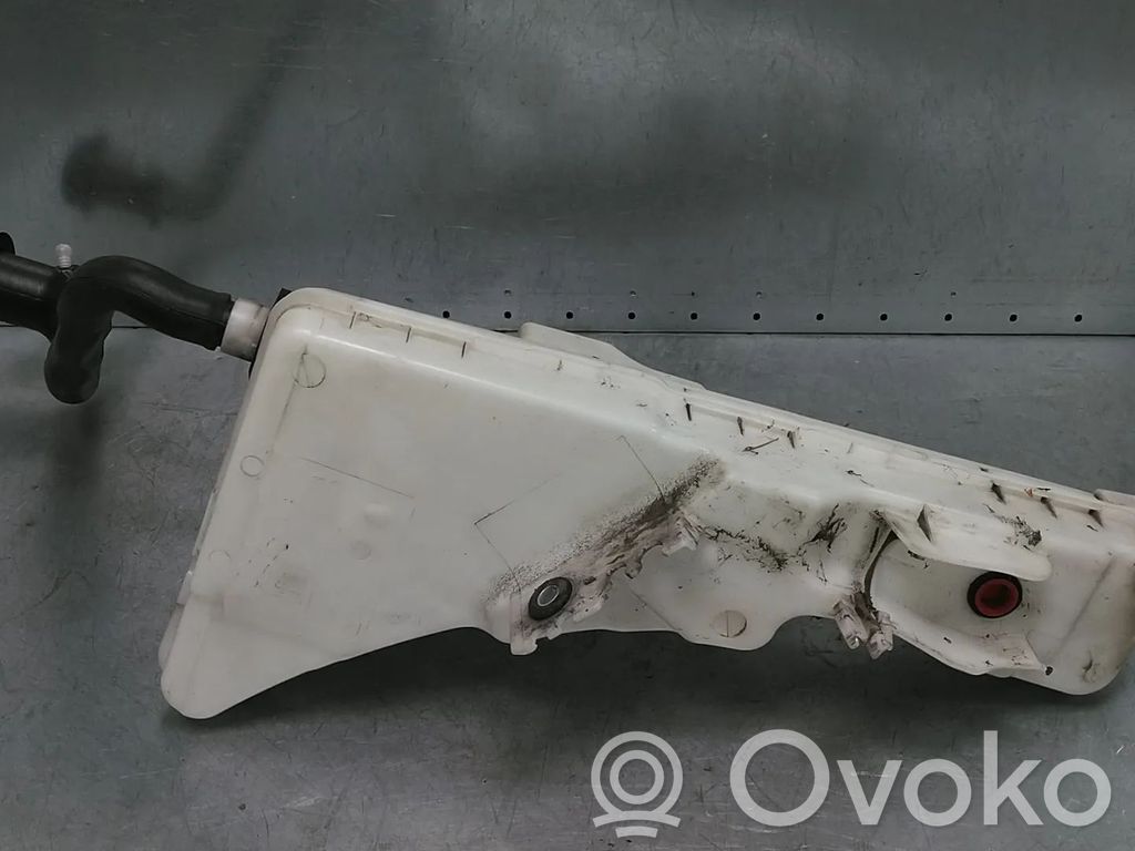 Volvo XC40 Wischwasserbehälter 
