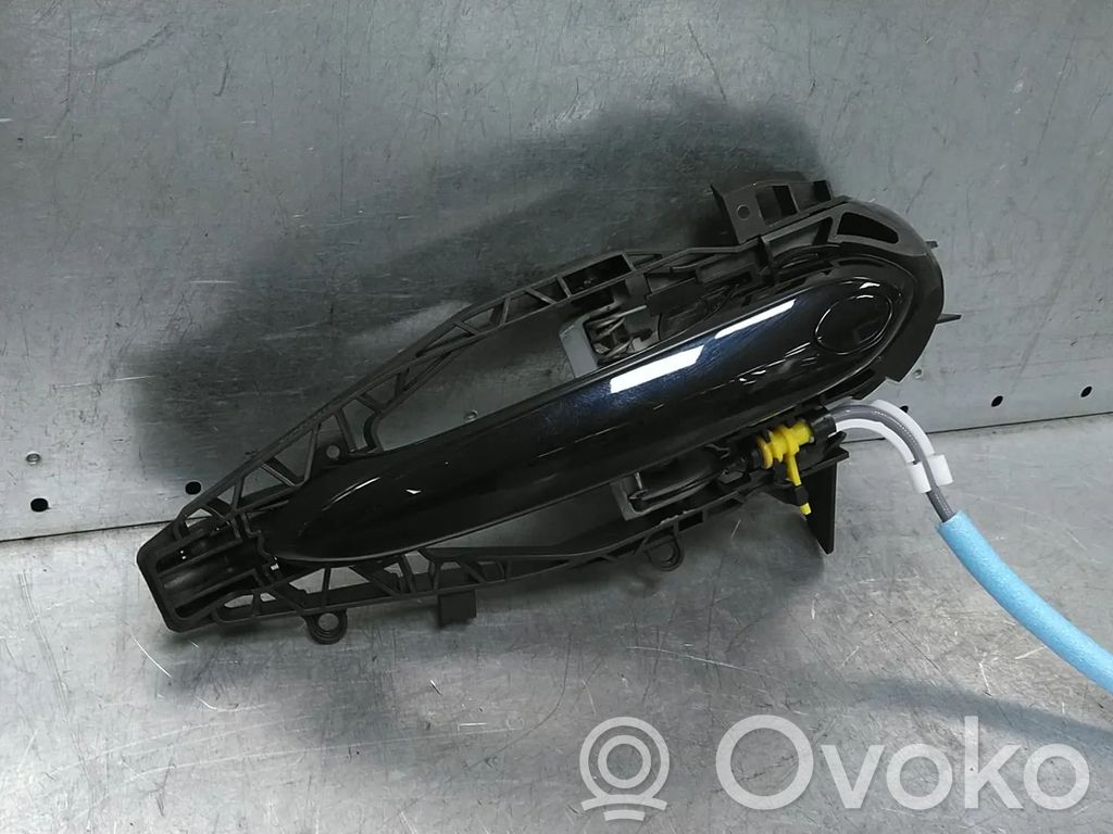 BMW X5 G05 Osłona klamki drzwi przednich 
