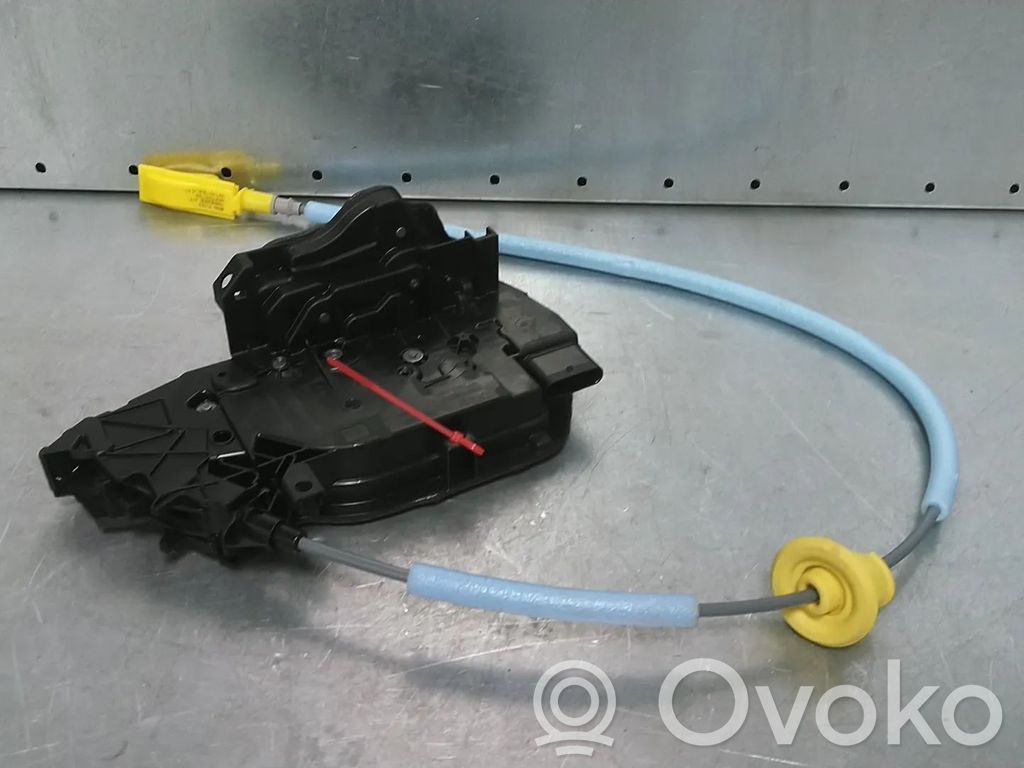BMW 4 G22 G23 G24 G26 Etuoven lukko