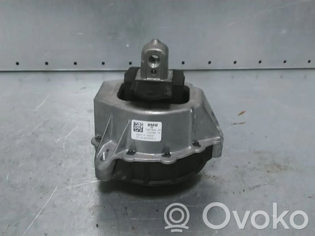 BMW 4 G22 G23 G24 G26 Supporto di montaggio del motore 