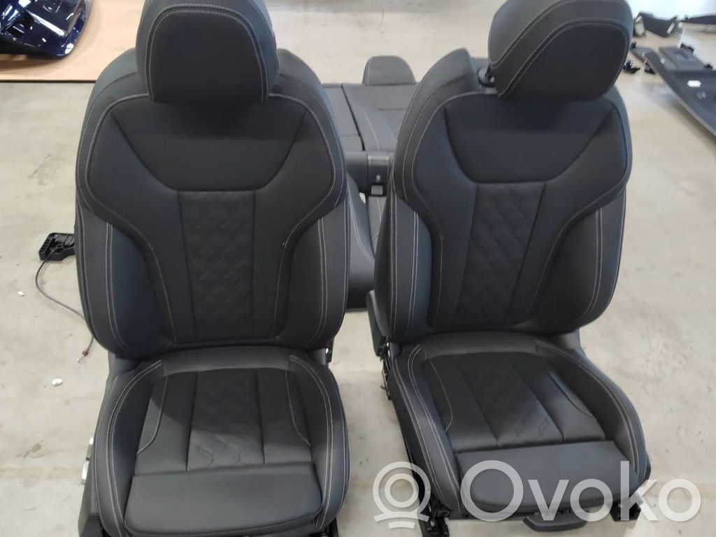 BMW 4 G22 G23 G24 G26 Kit intérieur
