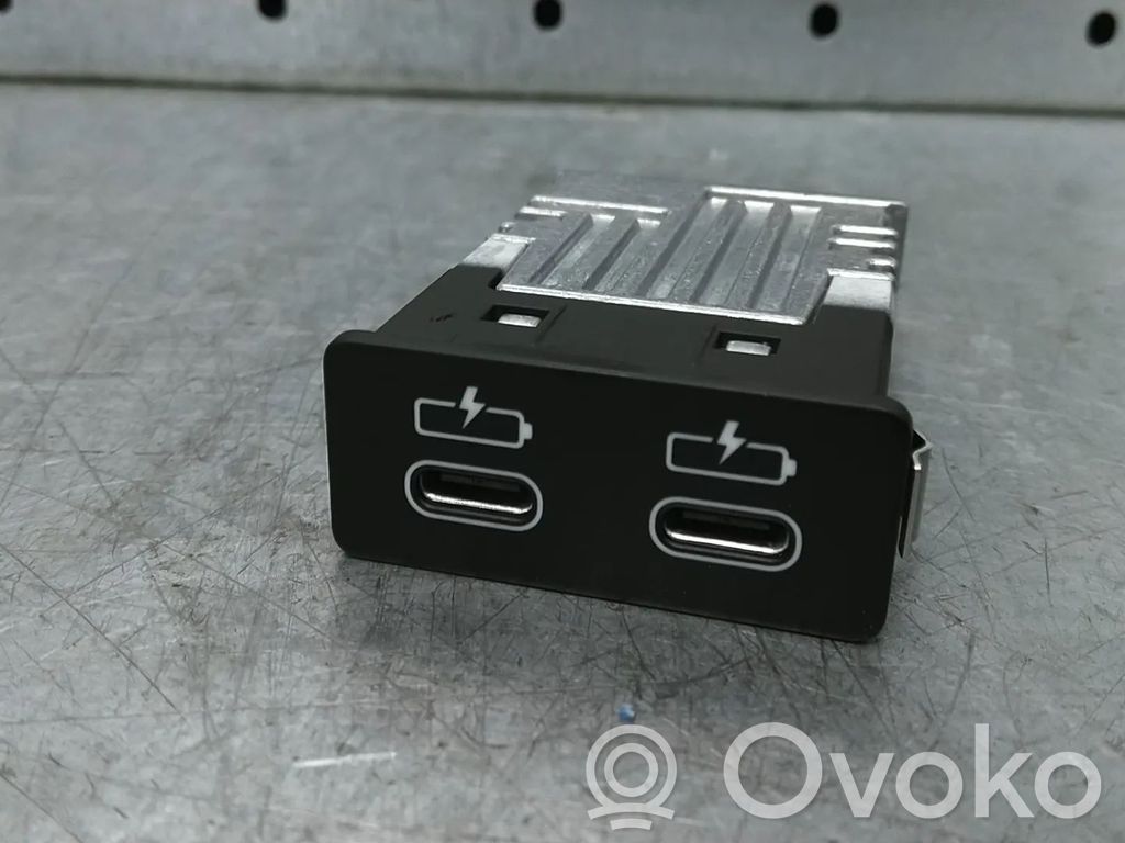BMW 4 G22 G23 G24 G26 Șurub fixare roată de rezervă 