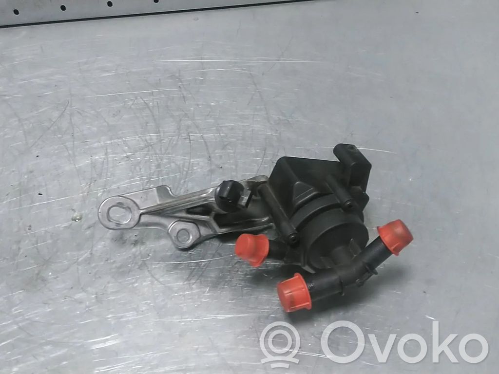 Opel Corsa F Vesipumppu