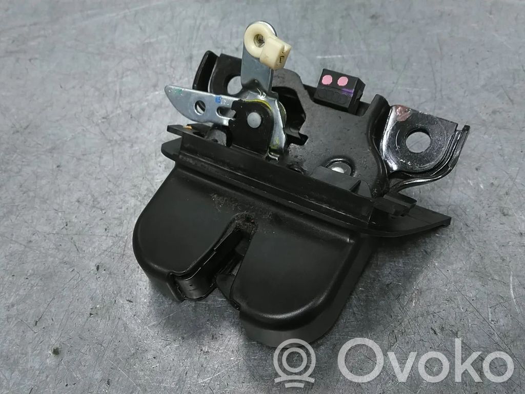Audi A2 Zamek klapy tylnej / bagażnika