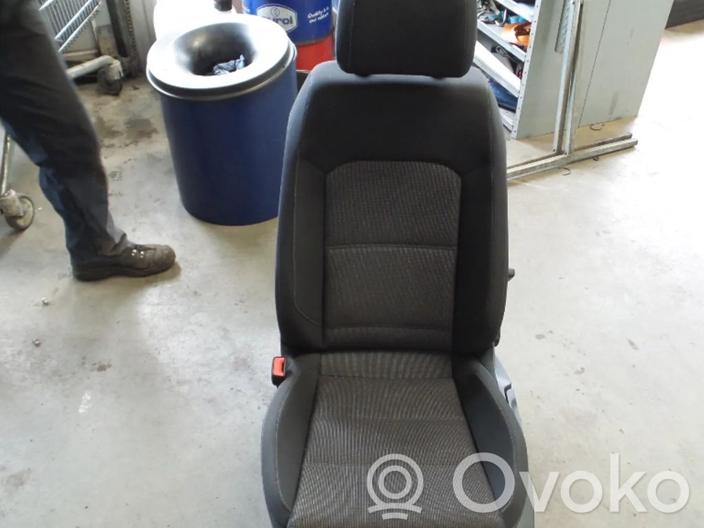 Volkswagen PASSAT B8 Front driver seat