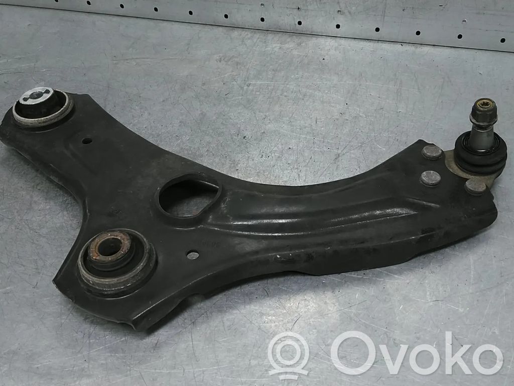 Renault Clio V Etutukivarsi