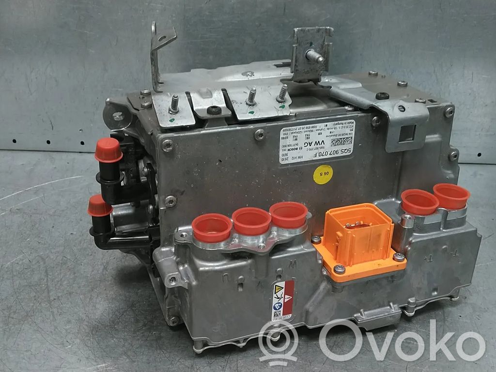 Skoda Kodiaq II Convertisseur / inversion de tension inverseur 
