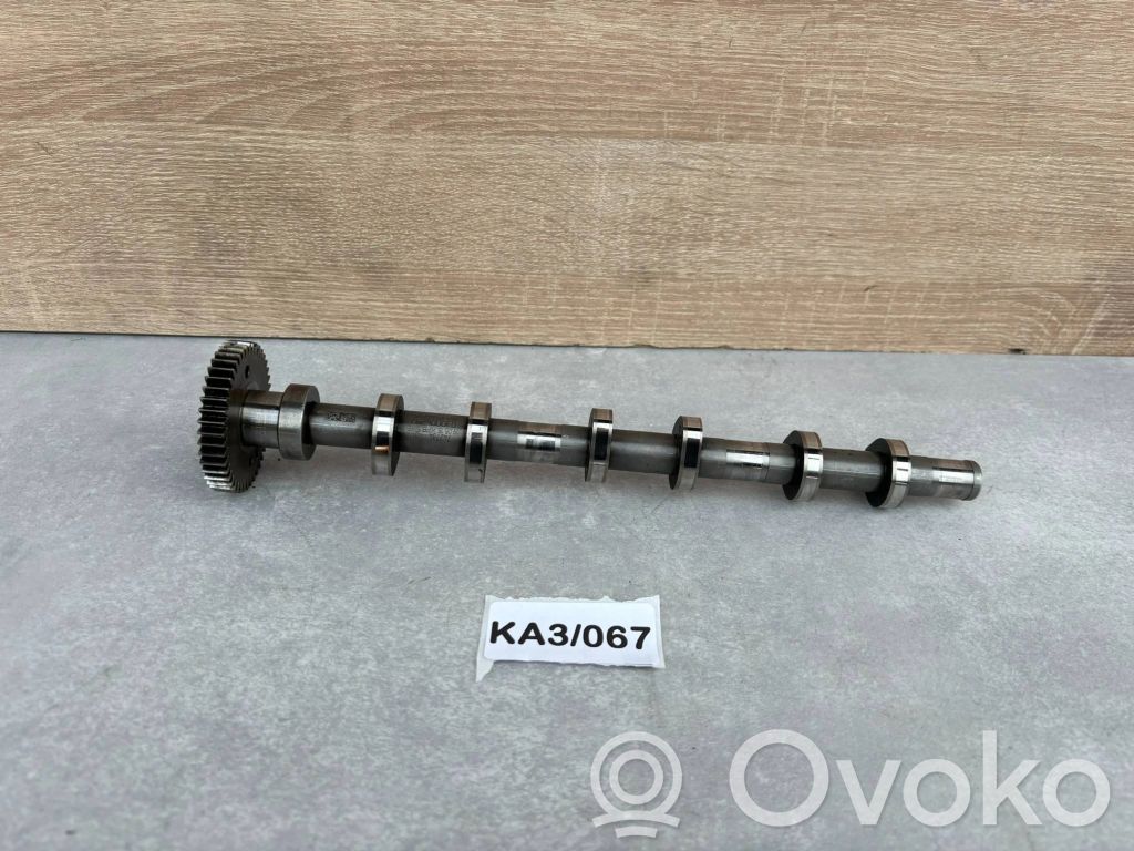 Audi Q7 4M Wałek rozrządu 