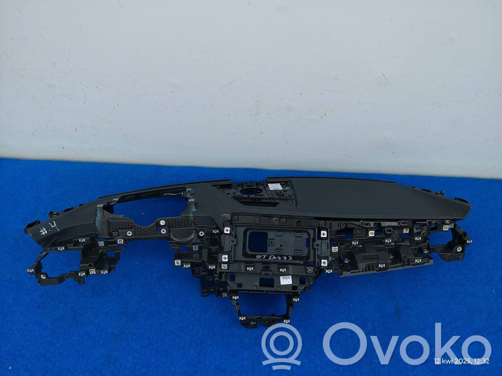 Dashboard   4J3857736