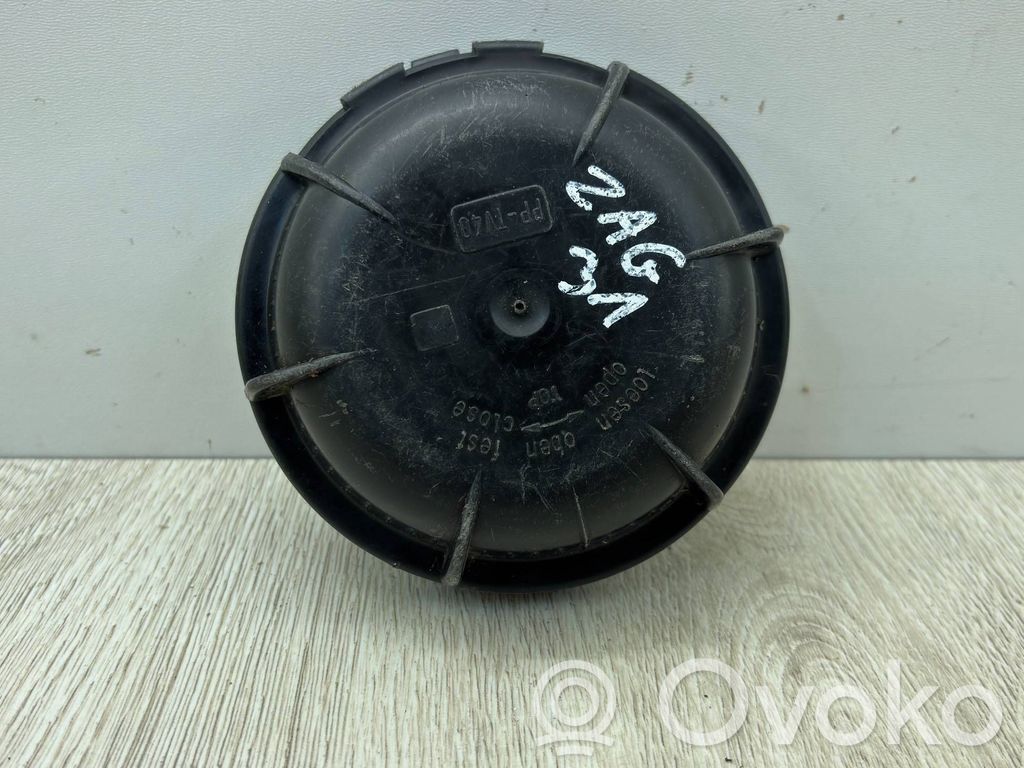 Volkswagen PASSAT B3 Headlight/headlamp dust cover 
