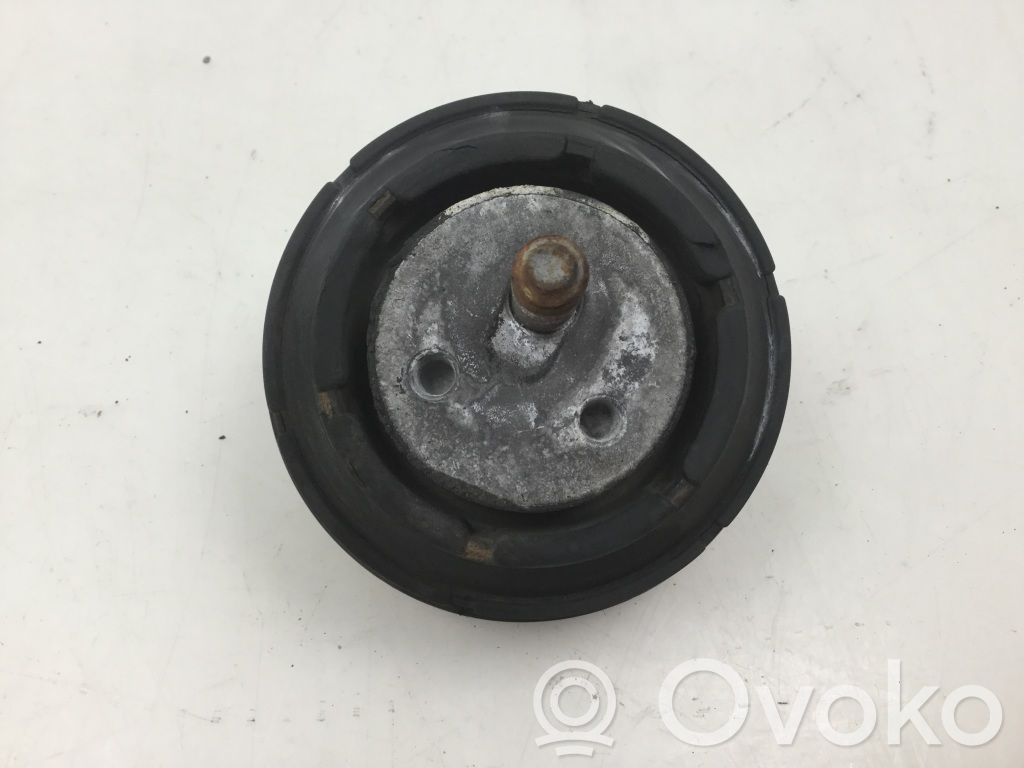 BMW 5 E39 Engine mount bracket 
