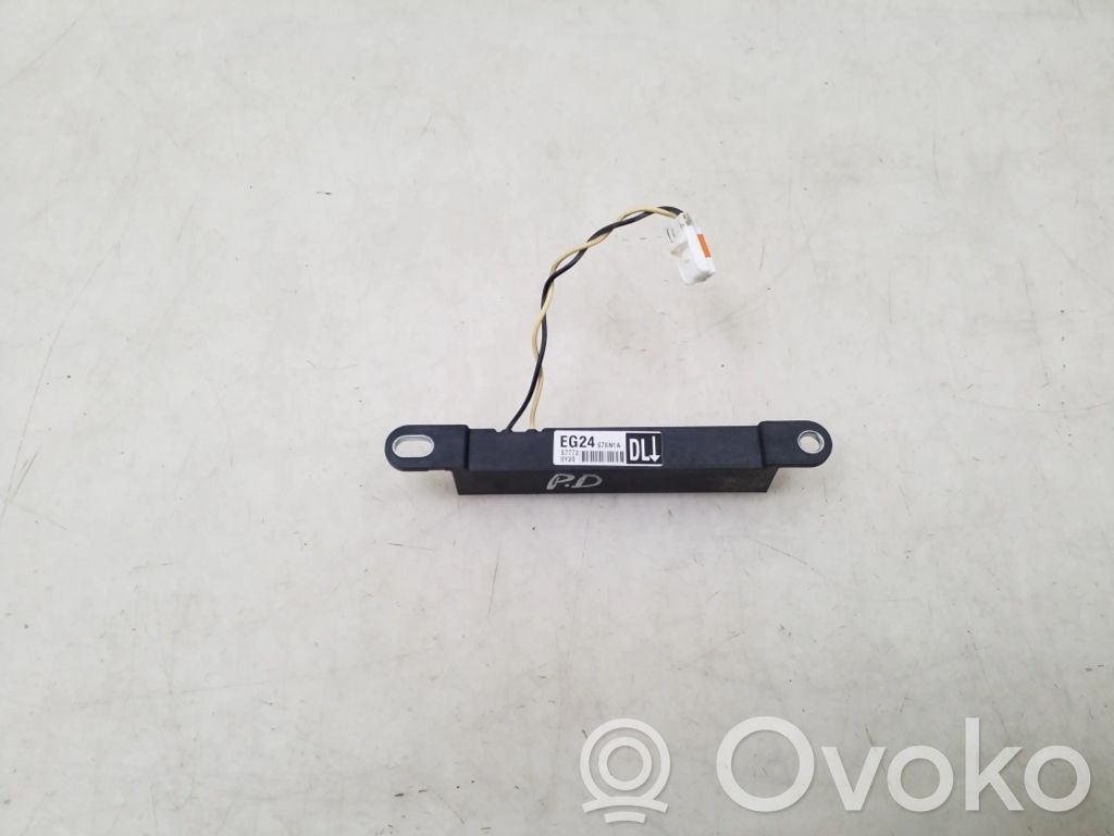 Mazda CX-7 Aerial GPS antenna 