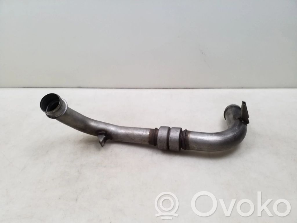 Audi A4 S4 B8 8K Interkūlera šļūtene (-es) / caurule (-es) 