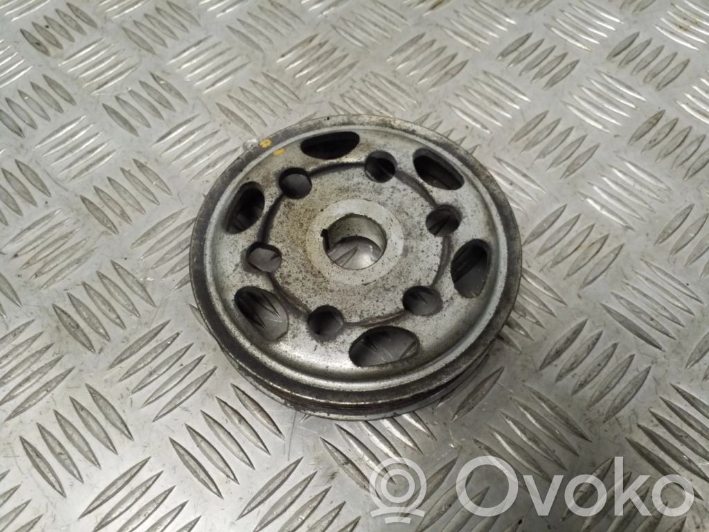 Toyota Aygo AB10 Kloķvārpstas skriemelis 