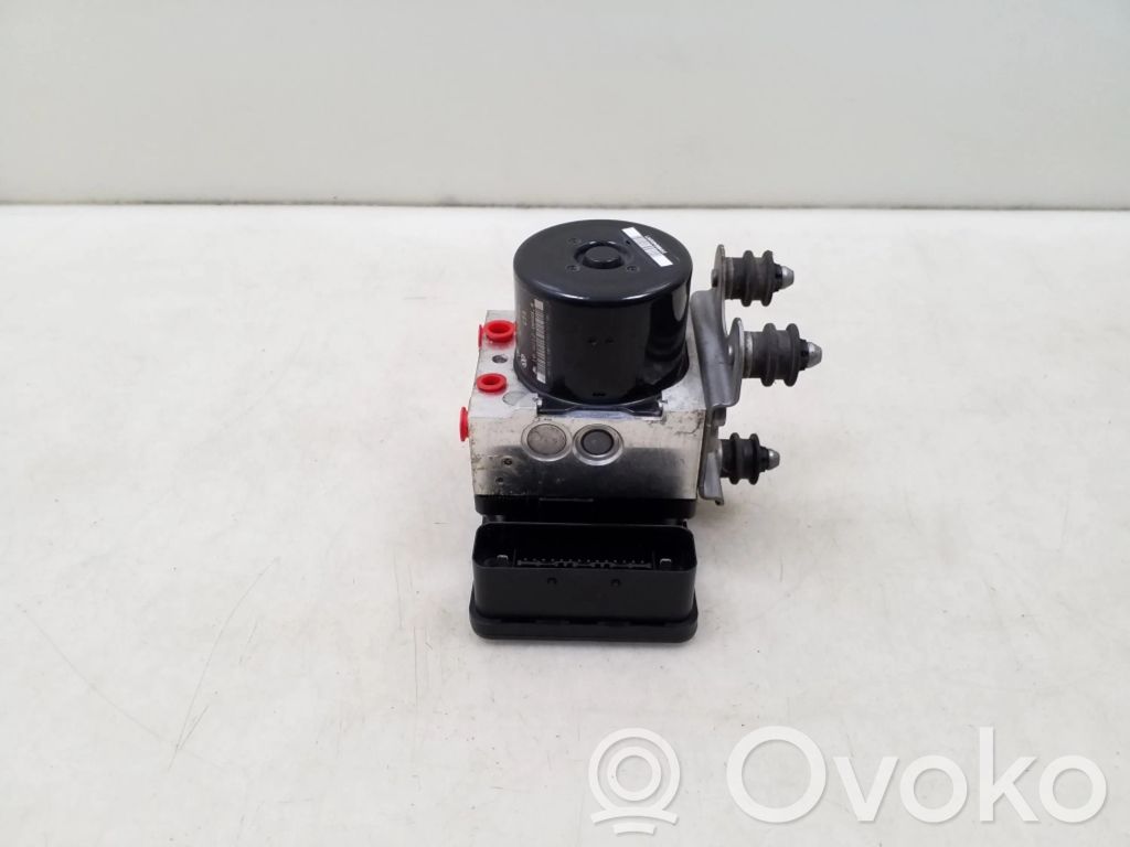 Volkswagen Touareg I Pompa ABS 