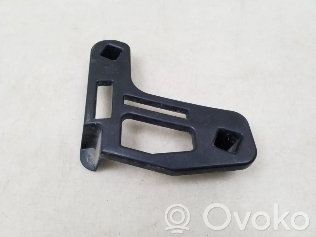 KIA Ceed Rear bumper mounting bracket 