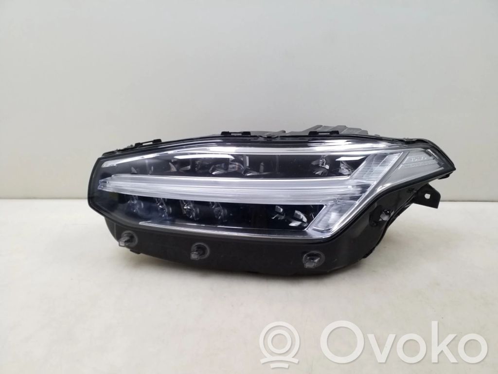 Volvo XC90 Scheinwerfer 