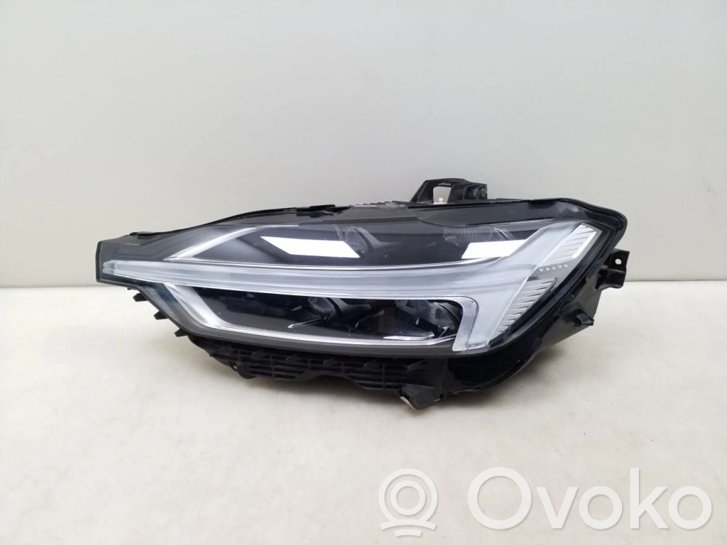 Volvo XC60 Headlight/headlamp 
