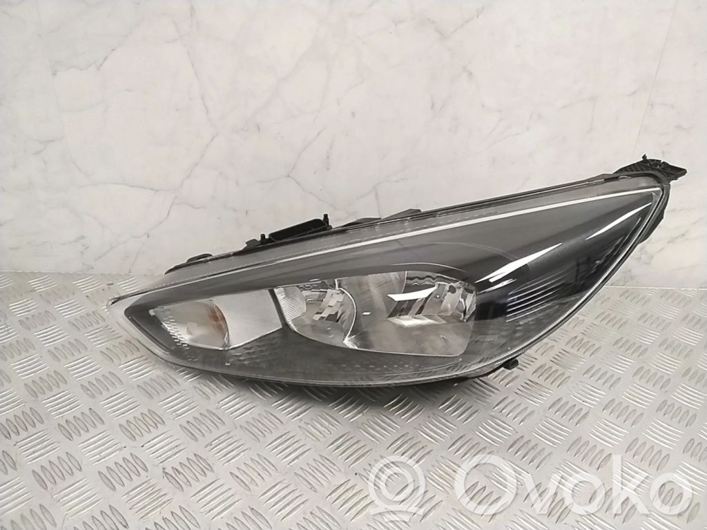 Ford Focus Headlight/headlamp 