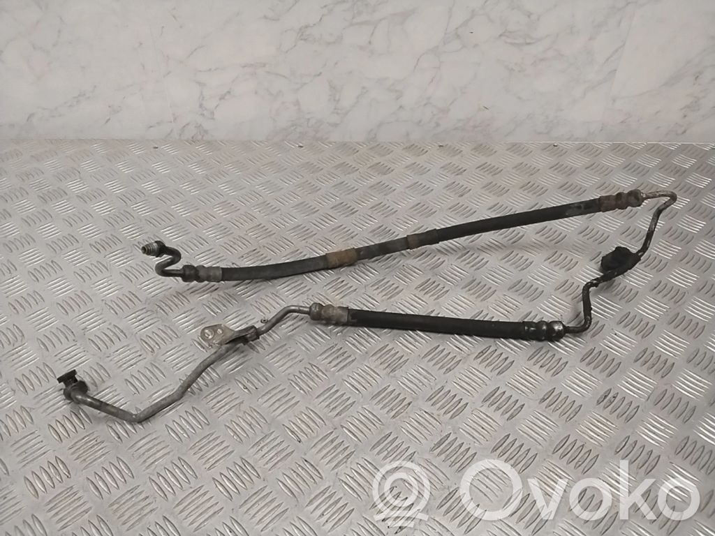 BMW 5 E60 E61 Ohjaustehostimen letkusto 