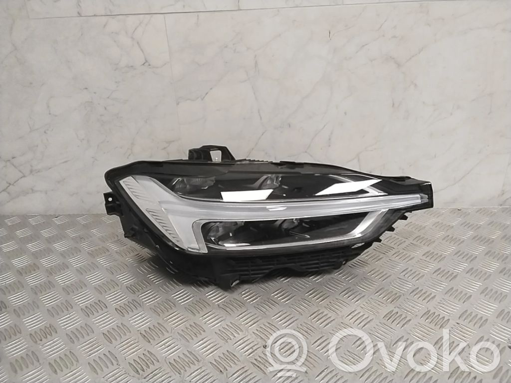 Volvo XC60 Headlight/headlamp 