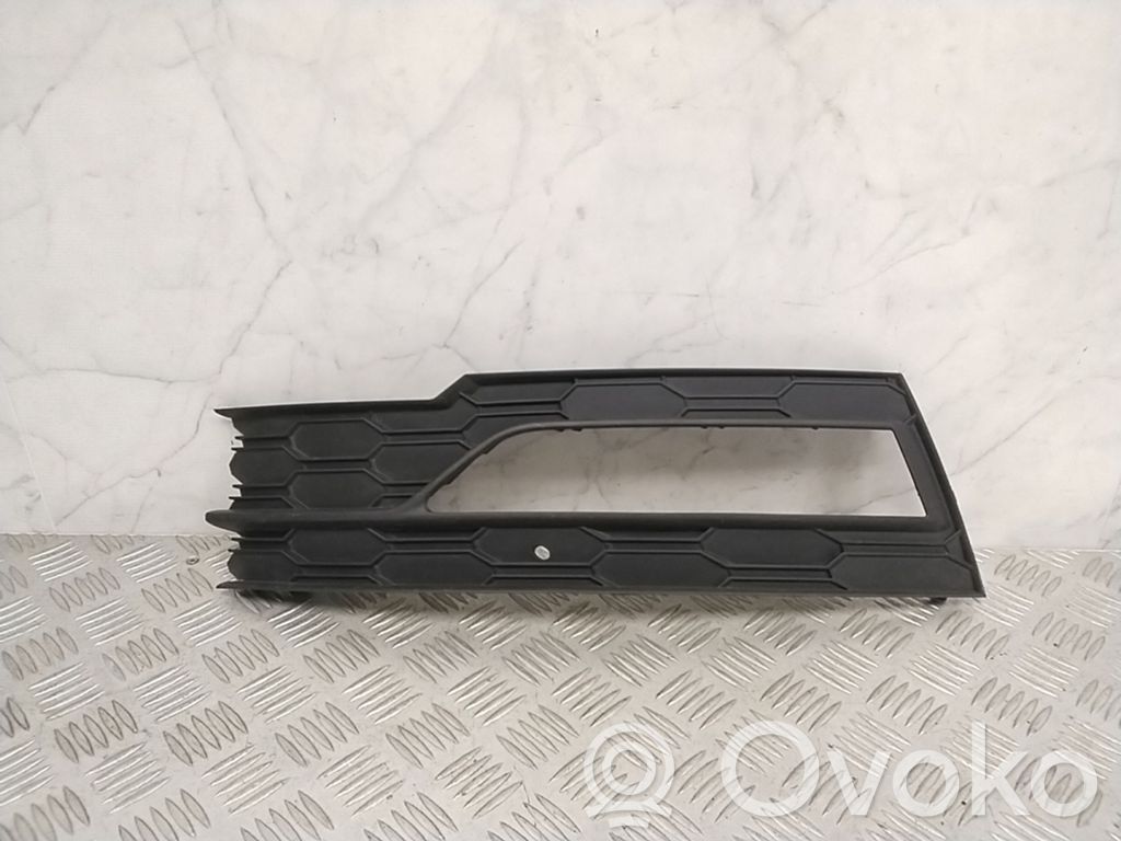 Skoda Octavia Mk4 Kratka dolna zderzaka przedniego 