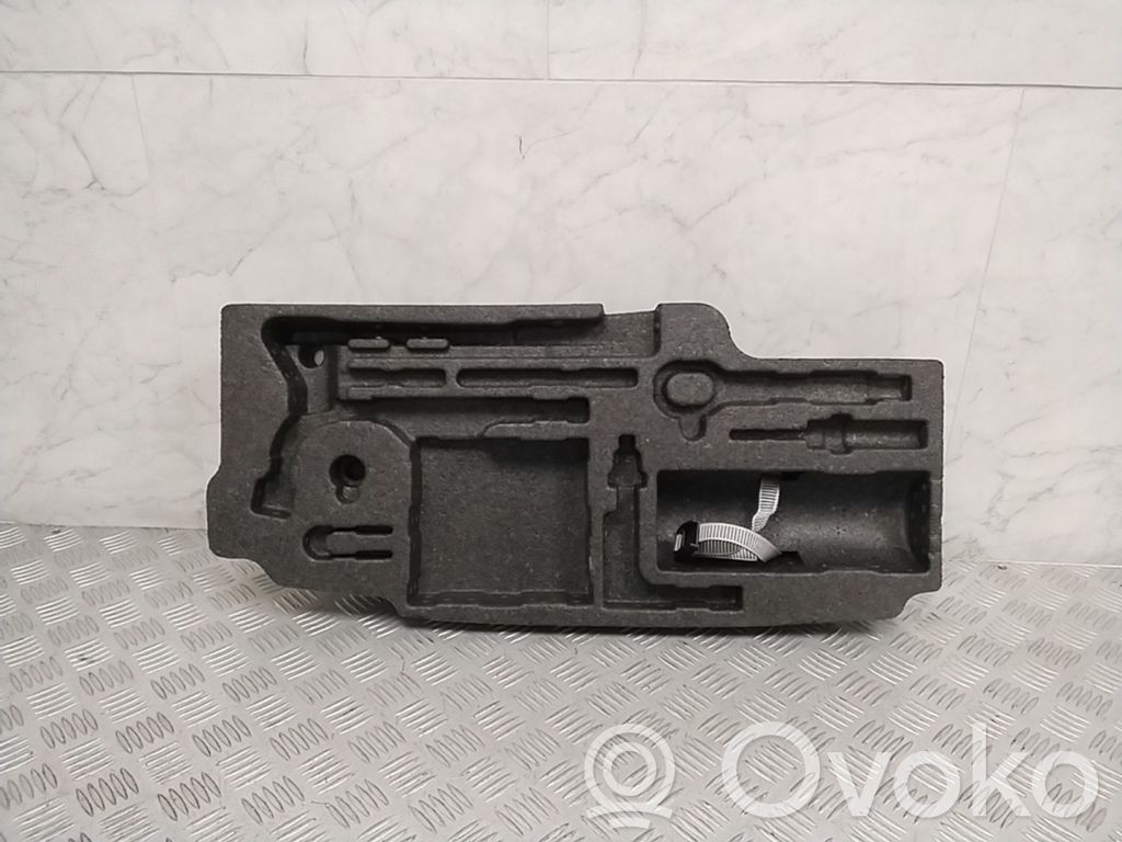 Audi A8 S8 D5 Tool set 