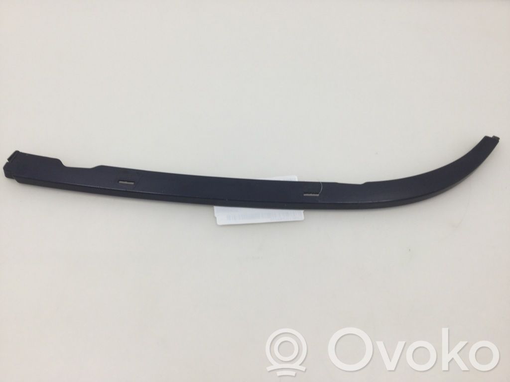 BMW 5 E39 Under headlight/headlamp trim 