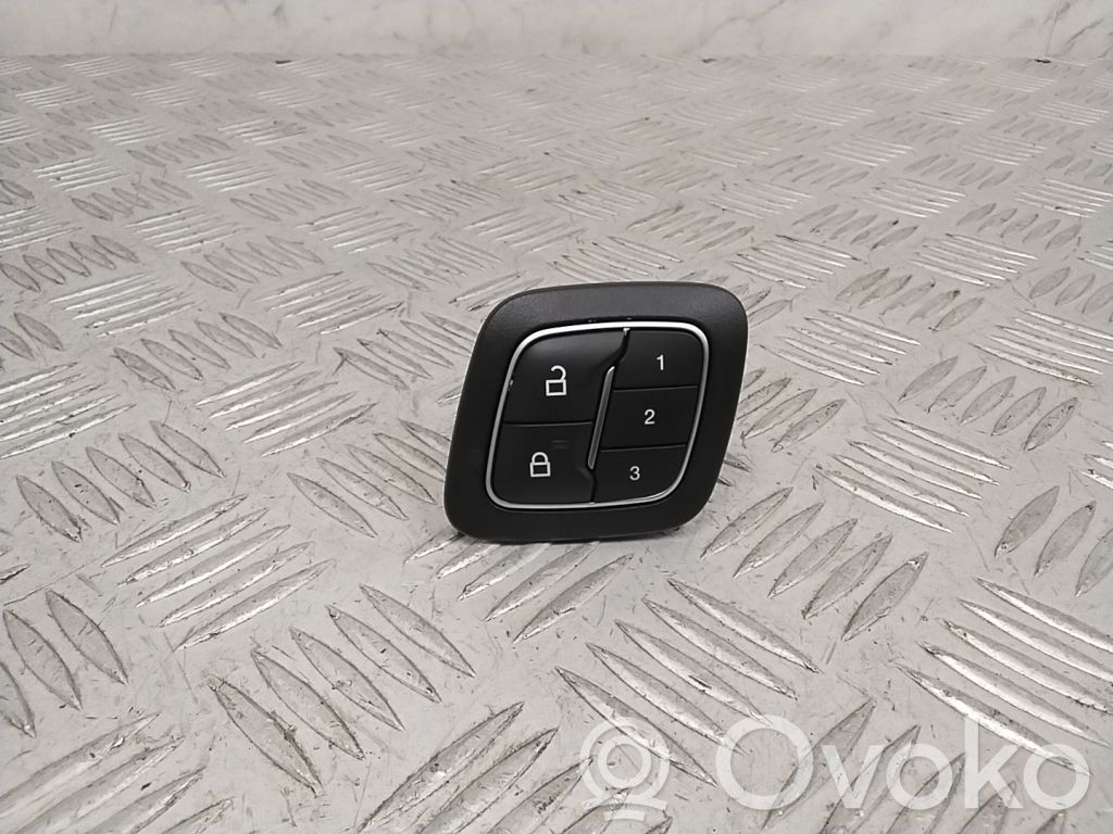 Ford Mach-E I Central locking switch button 