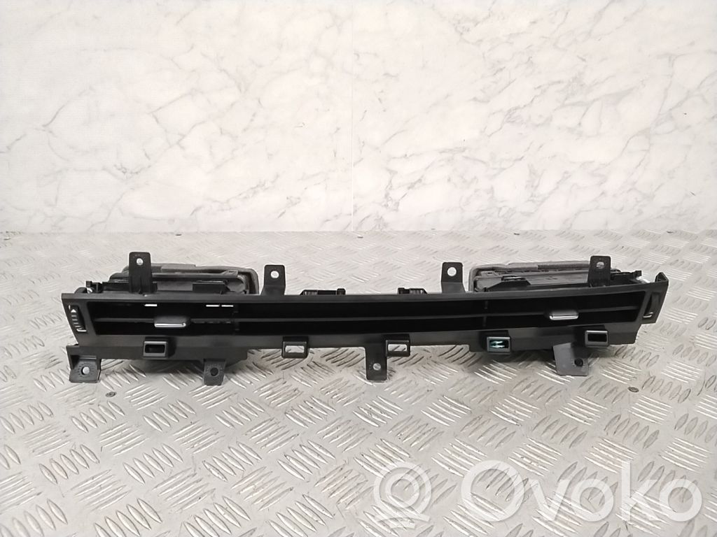 Grille d'aération centrale   LJ8BR018C19A