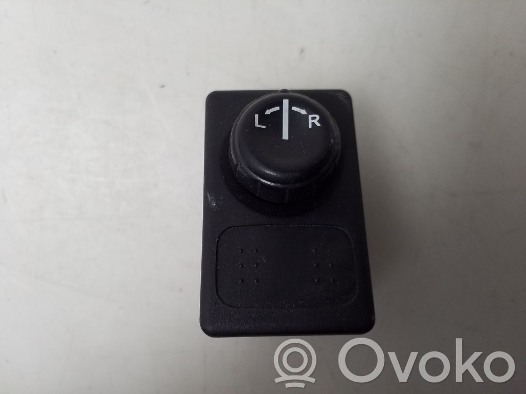 Nissan Almera Tino Interruptor del espejo lateral 