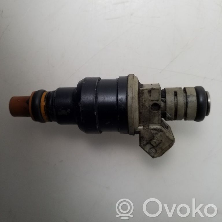 Renault Safrane Inyector de combustible 