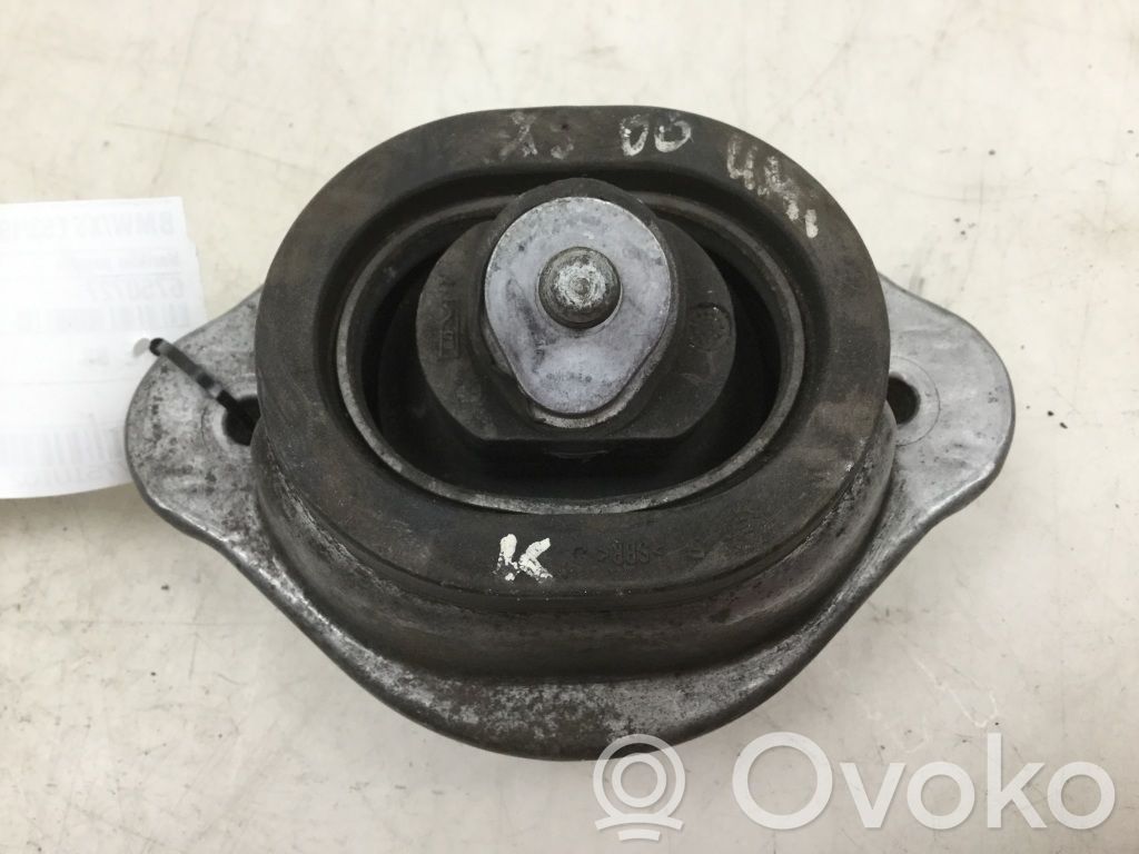 BMW X5 E53 Engine mount bracket 