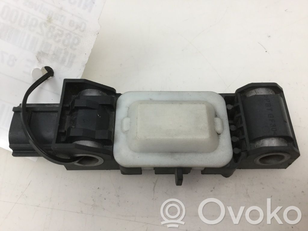 Sensor impacto/accidente para activar Airbag   985829U00A