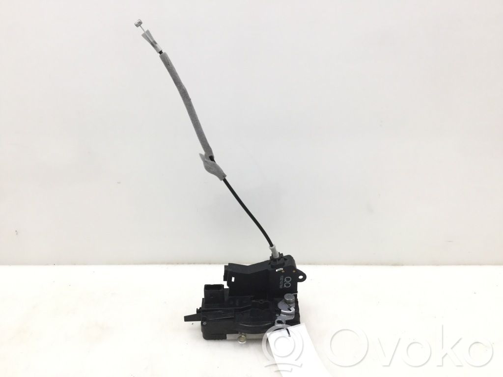 Opel Vectra C Front door lock 
