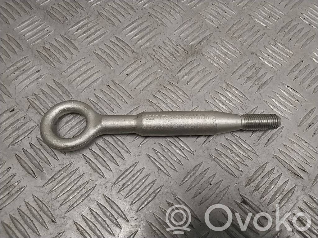 Volvo XC60 Anillo de remolque 