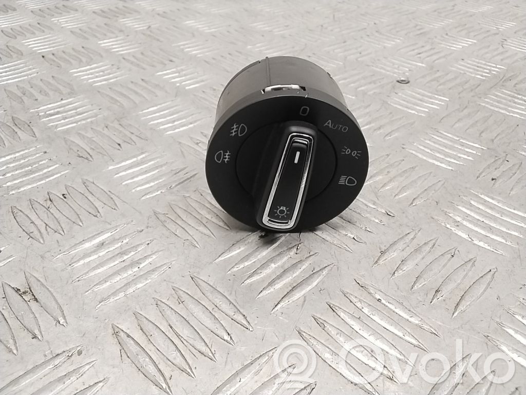 Skoda Superb B8 (3V) Interruptor de luz 