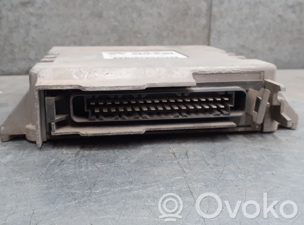 Unidad de control/módulo del motor   6160008803